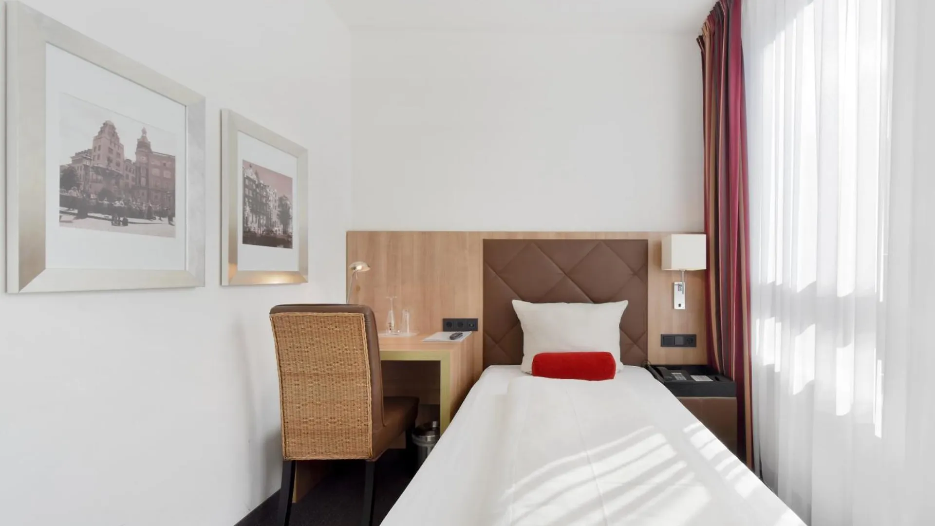 Achat Hotel Muenchen Sued Γερμανία
