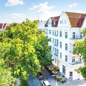 Anna 1908 3* Berlin